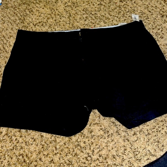 Old navy every day short size 14 NWT - Picture 1 of 2